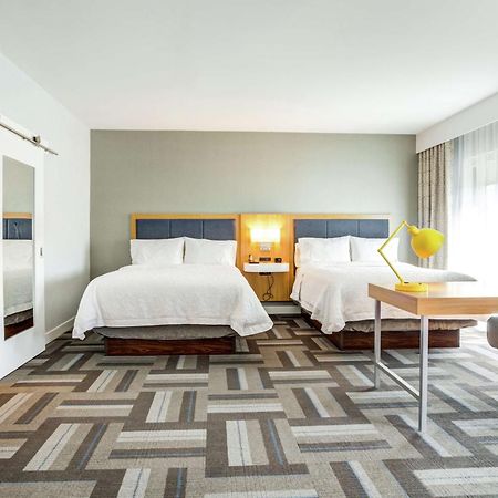 Hampton Inn & Suites Boston/Waltham Kültér fotó