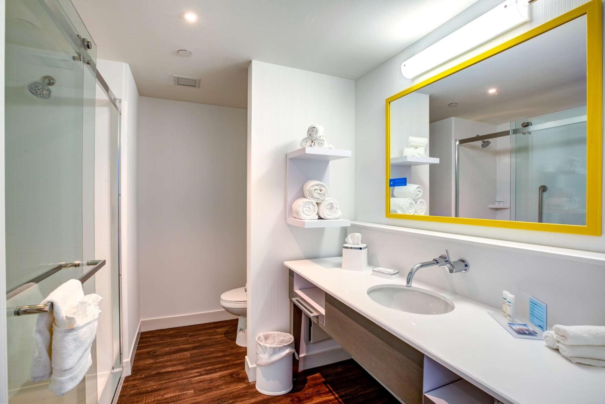 Hampton Inn & Suites Boston/Waltham Kültér fotó