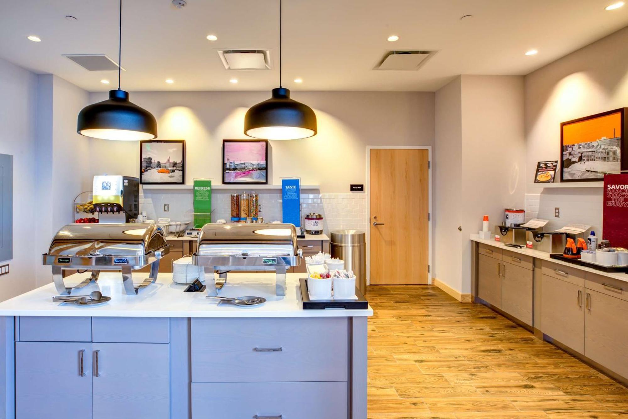 Hampton Inn & Suites Boston/Waltham Kültér fotó