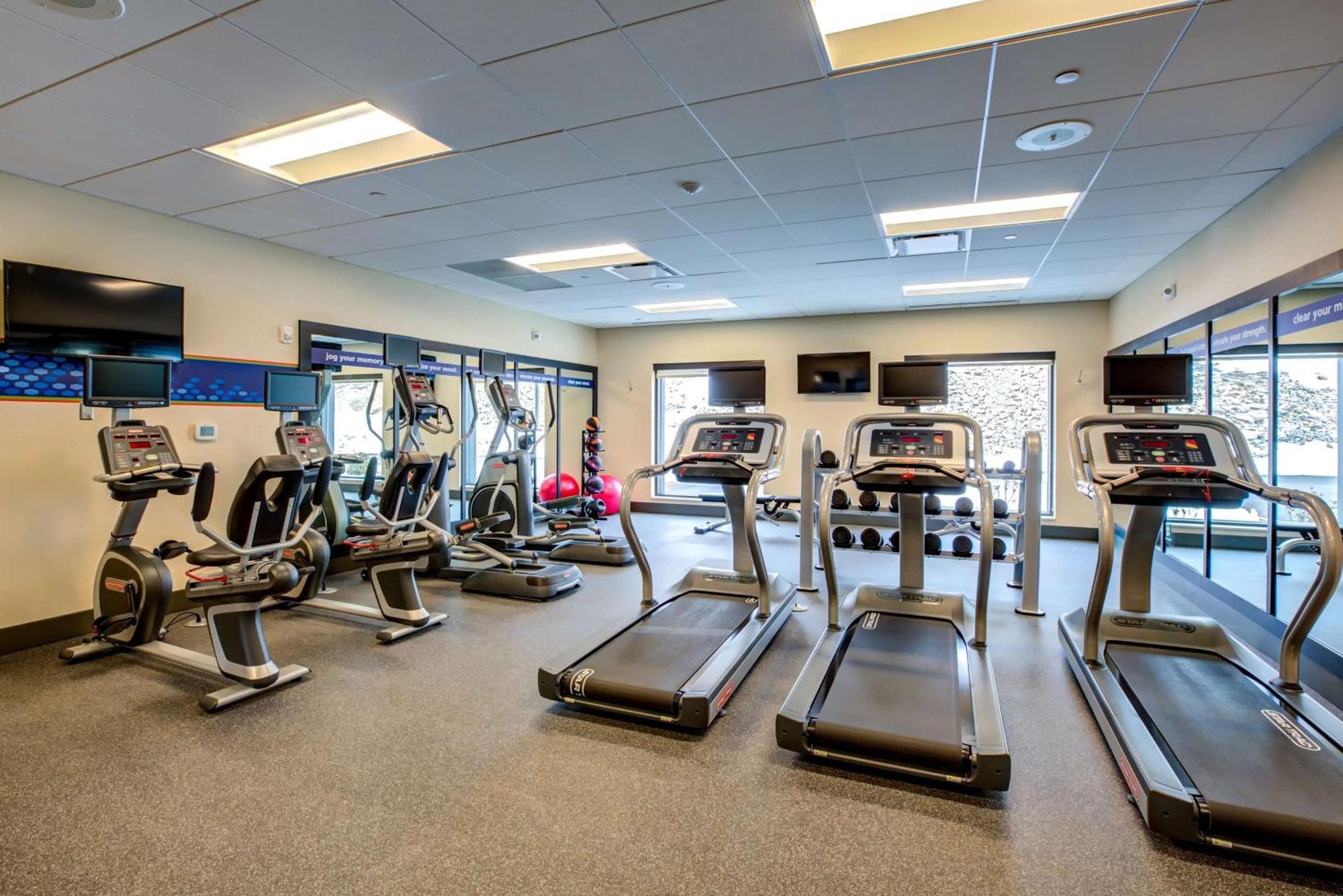 Hampton Inn & Suites Boston/Waltham Kültér fotó